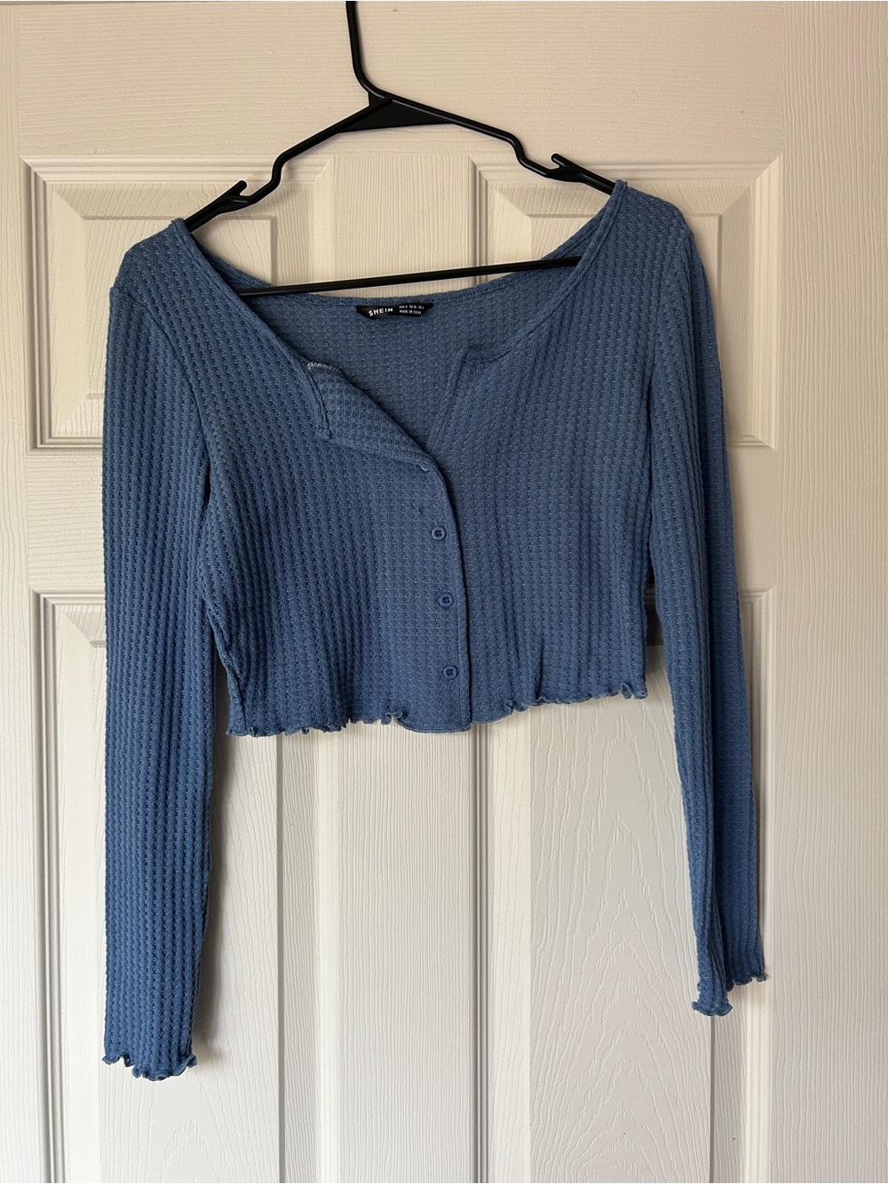 Blue Button-Front Cropped Long Sleeve Top